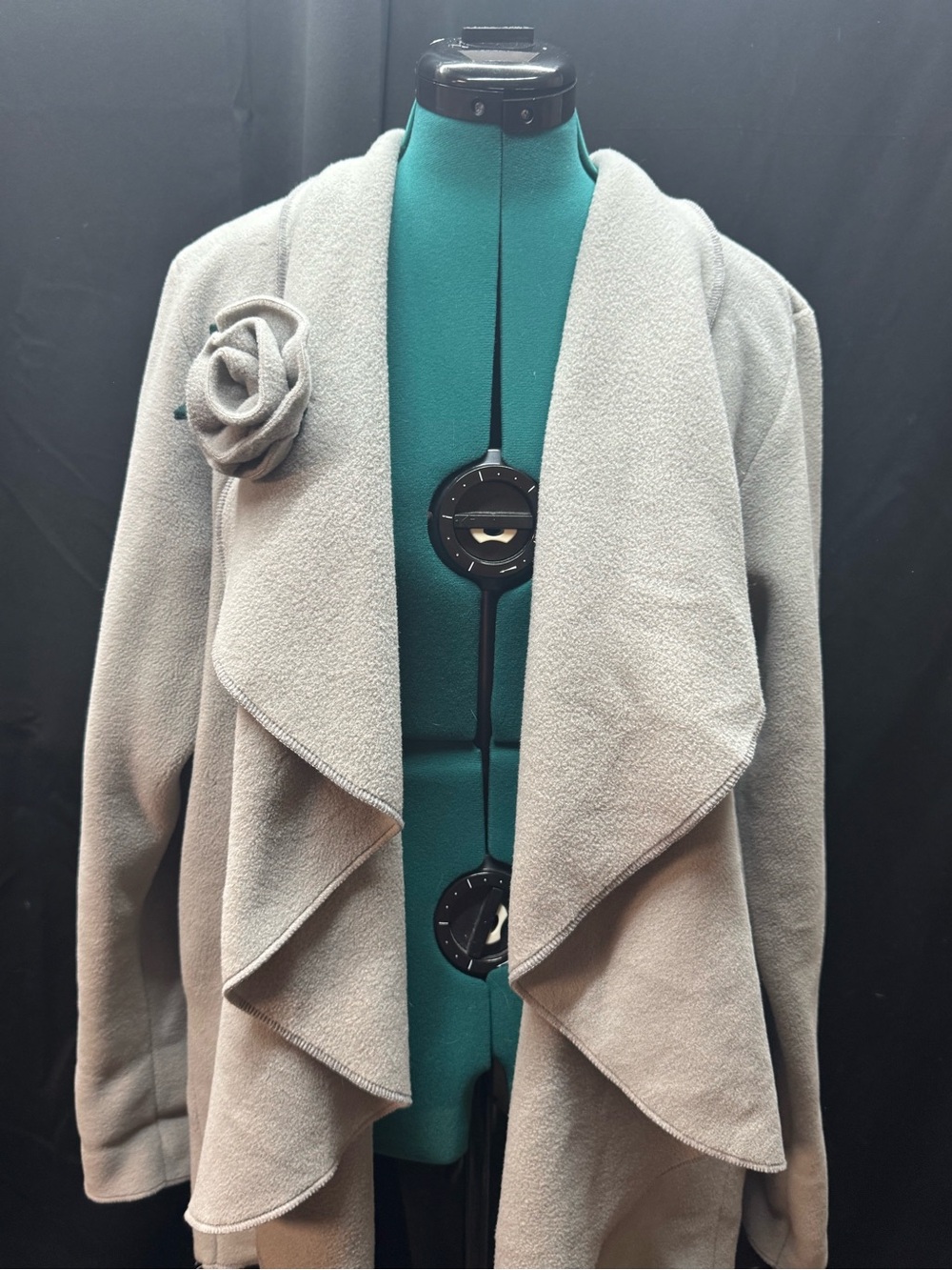 Danalli Light Gray Draped Open-Front Coatigan with Floral Brooch